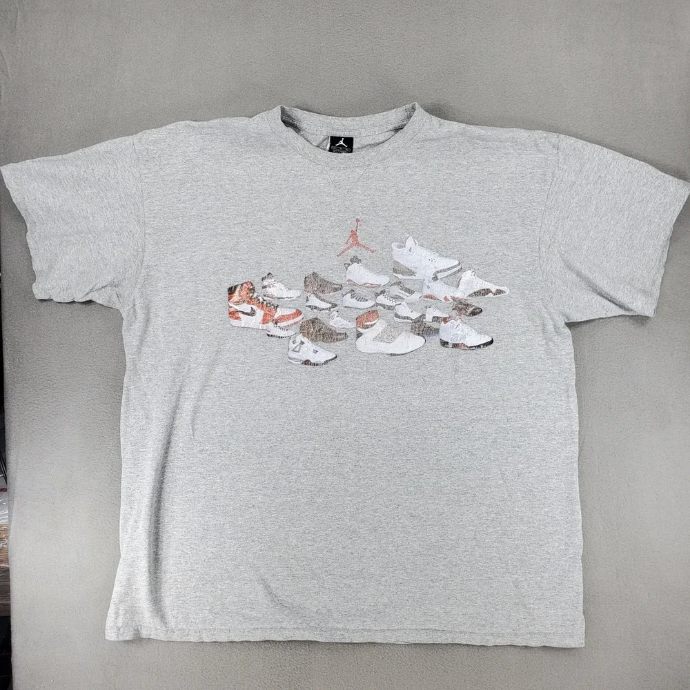 Air Jordan Graphic T Shirt XL Gray Short Sleeve Sneakers History Collection‎